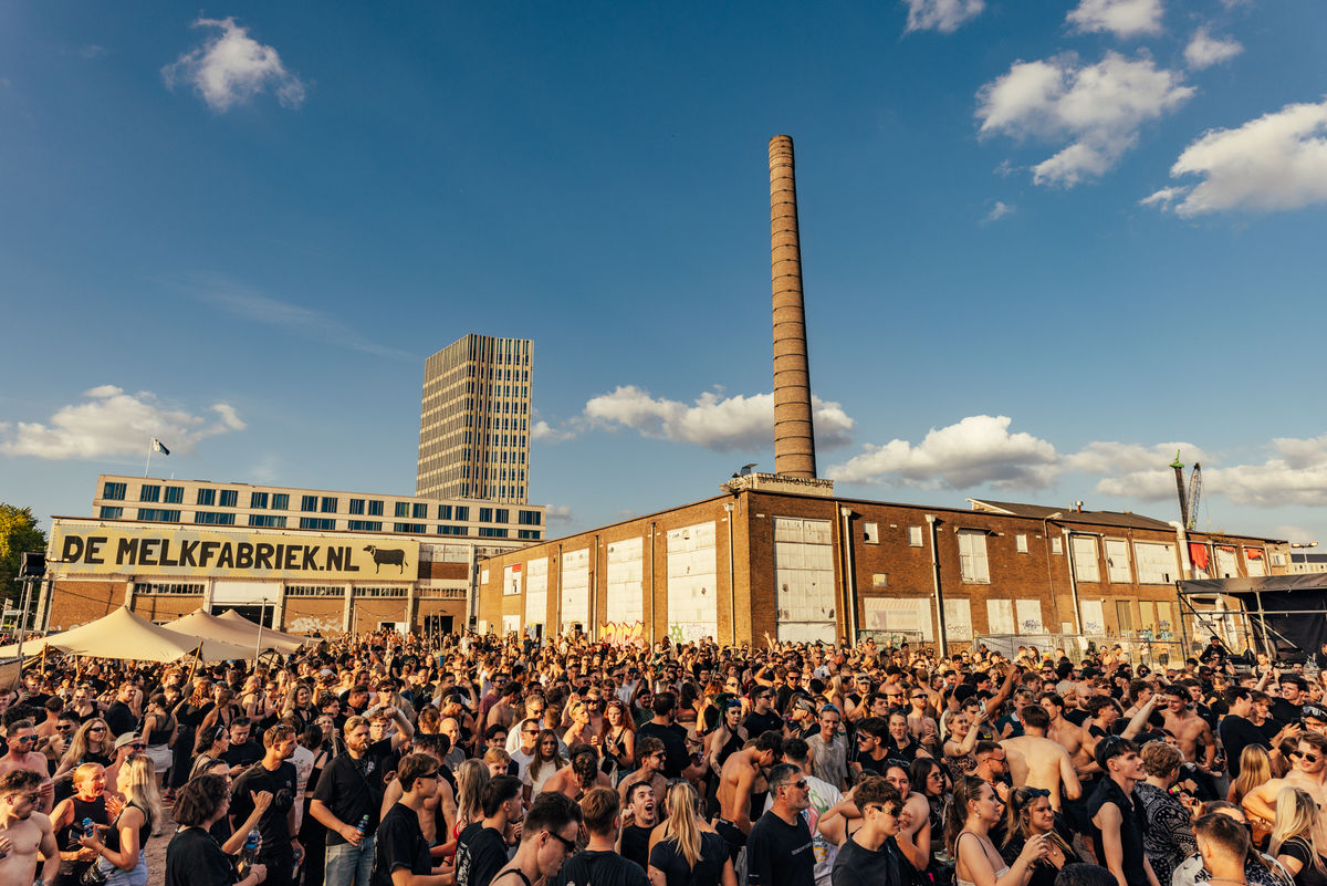 Loading... just a sec